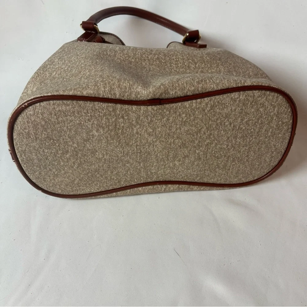 NWOT Wilson’s Leather Drawstring Bucket Bag Pale Taupe - Picture 4 of 8